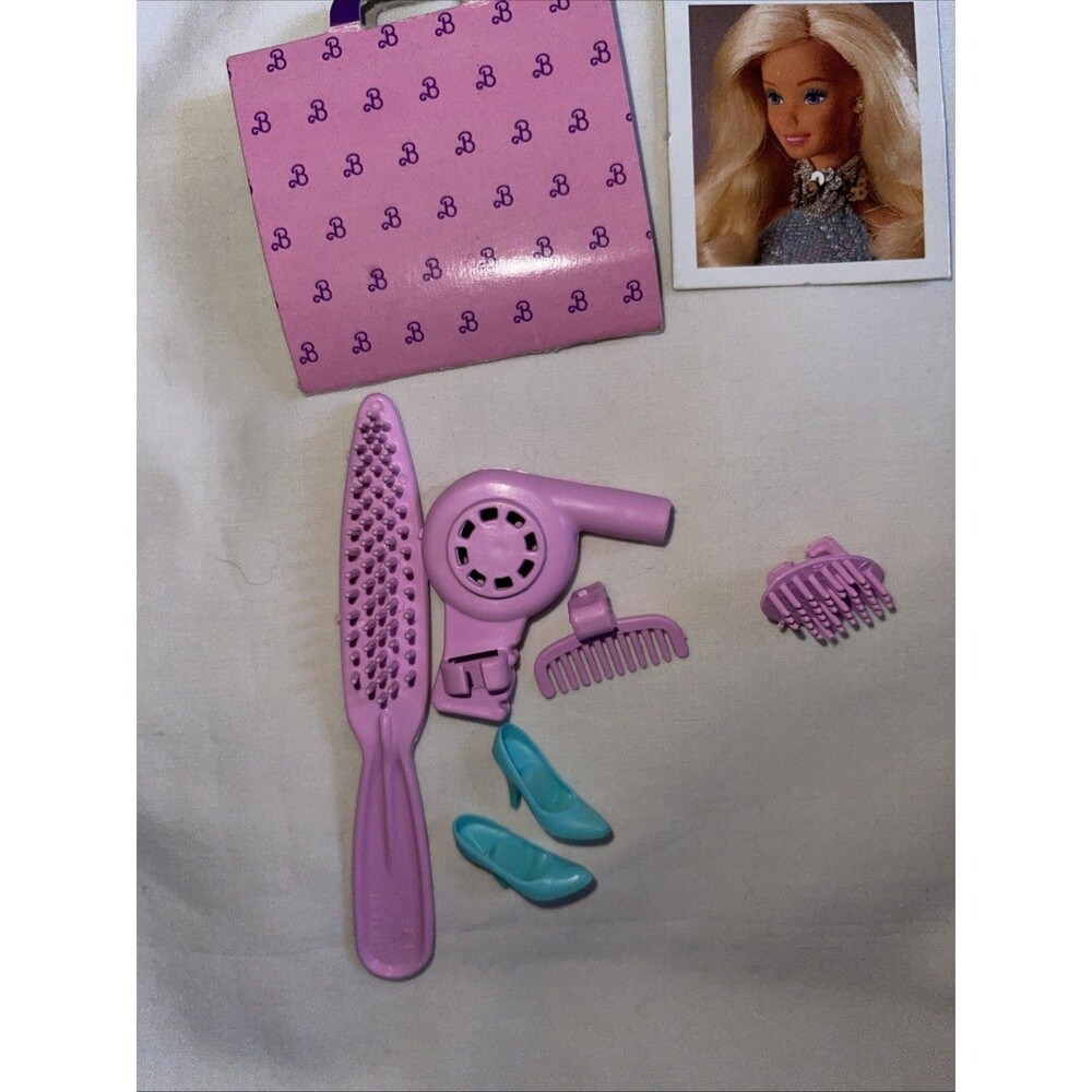 VTG 1985 Magic Moves Barbie Works! Philippines Many Accessories Shoes Etc - Picture 4 of 12